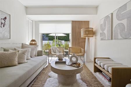 290 Sunrise Dr