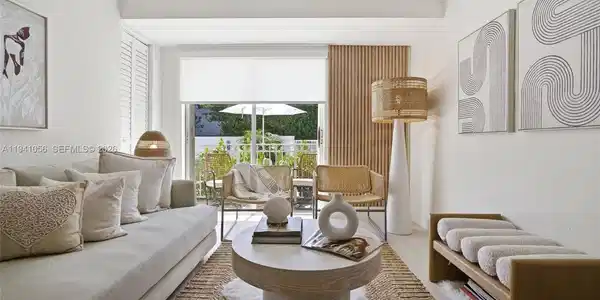 290 Sunrise Dr