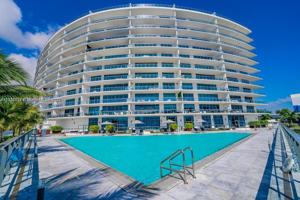 3250 NE 188th St Unit 906