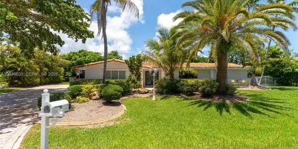 6561 Marlin Dr