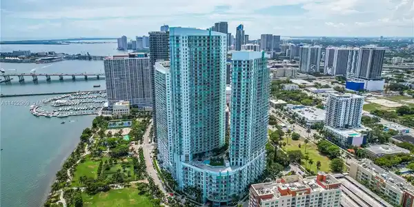 1900 N Bayshore Dr Unit 516