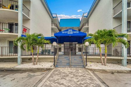 3909 N Ocean