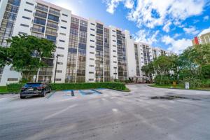 16909 N Bay Rd Unit 806