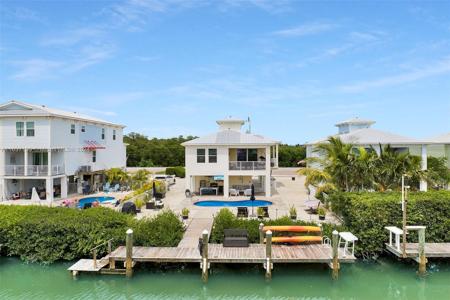 205 Sombrero Beach Rd