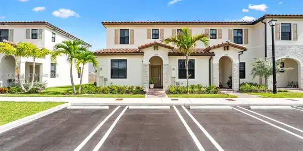 11755 SW 246th ter