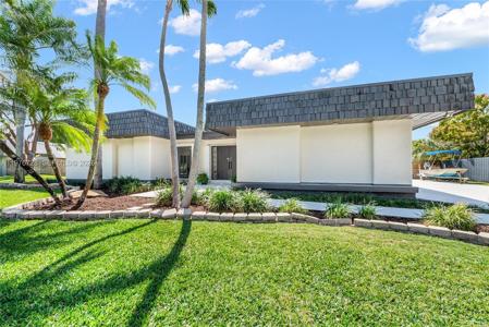 8360 SW 185th Ter