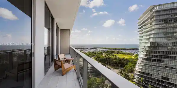 2655 S Bayshore Dr