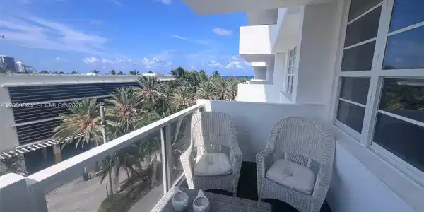 Image 3: Nice breeze from the ocean 537 private balcony for entertainment
