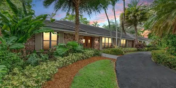 12070 SW 71 Ct