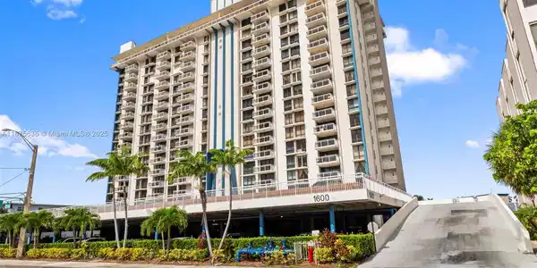 1600 S Ocean Dr