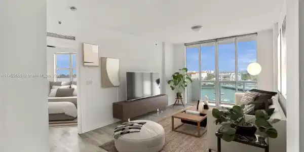 7910 Harbor Island Dr