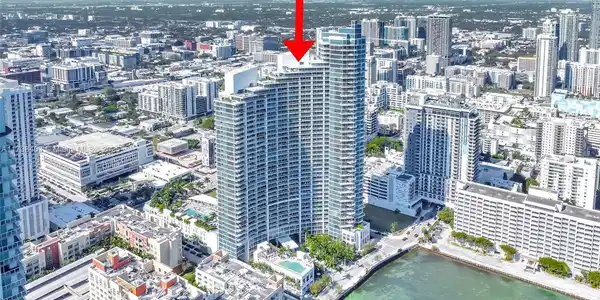 2020 N Bayshore Dr