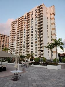 1865 S Ocean Dr