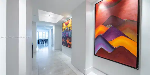 9401 Collins Ave Unit 403