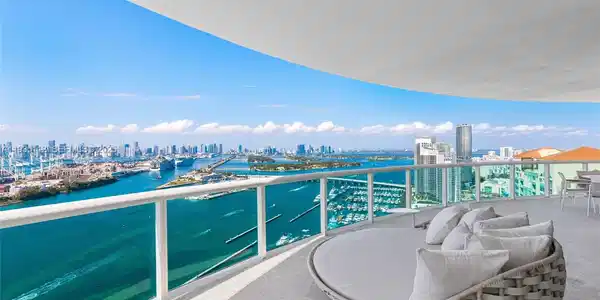 1000 S Pointe Dr