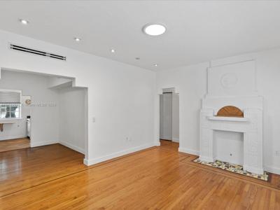 1307 Euclid Ave
