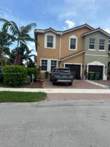 2450 SE 14th Ct