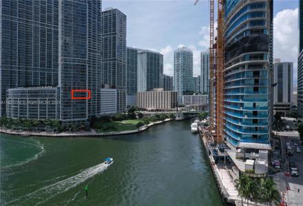 465 Brickell Ave