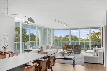 2127 Brickell Ave