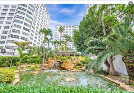 999 Brickell Bay Dr