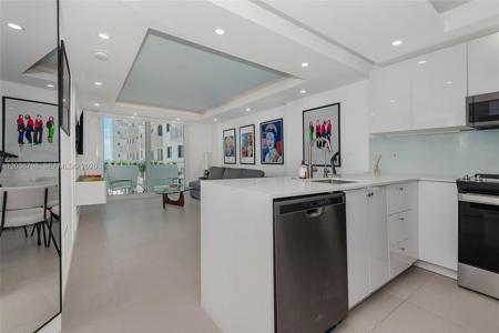 345 Ocean Dr