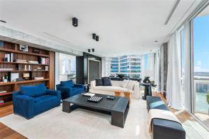 50 S Pointe Dr Unit 3502