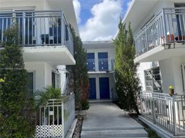 1590 Michigan Ave Unit 4
