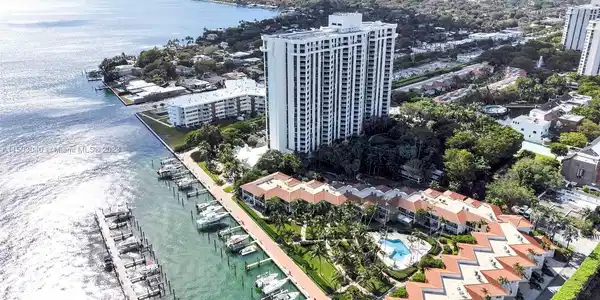 4000 Towerside Ter
