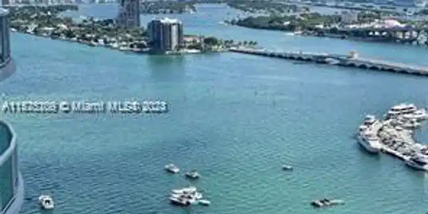 1800 N Bayshore Dr
