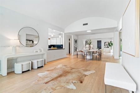 5931 La Gorce Dr