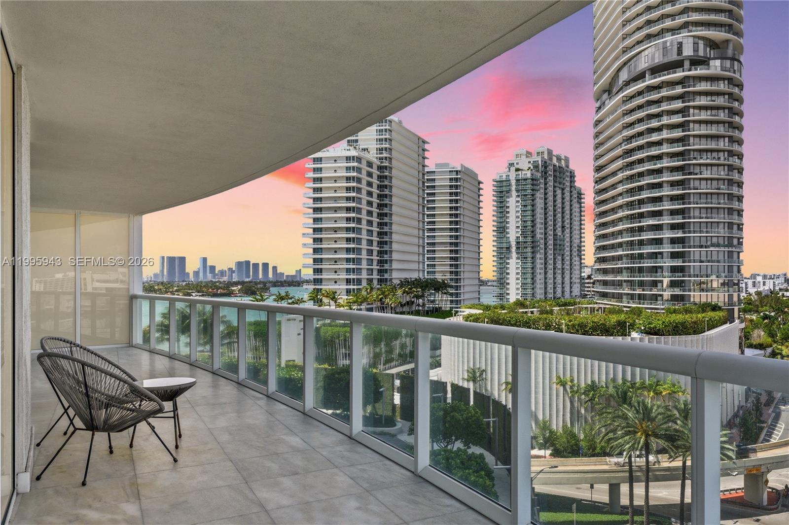 Image 1: Wraparound corner balcony