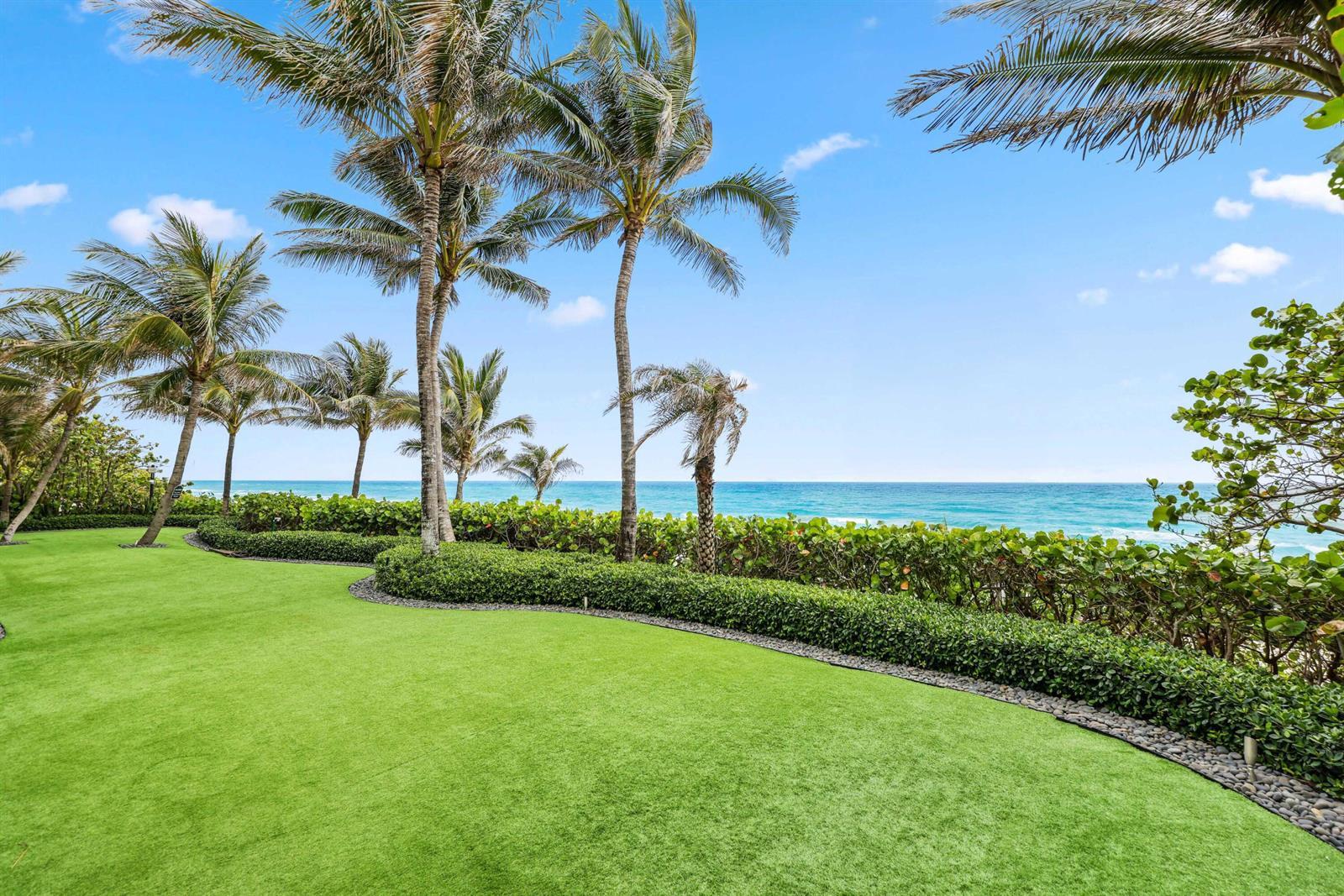 Image 4: Beachfront Landscaping