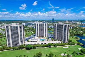 20335 W Country Club Dr Unit 701