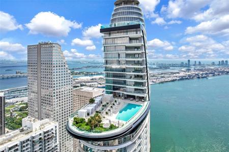 300 Biscayne Blvd Way