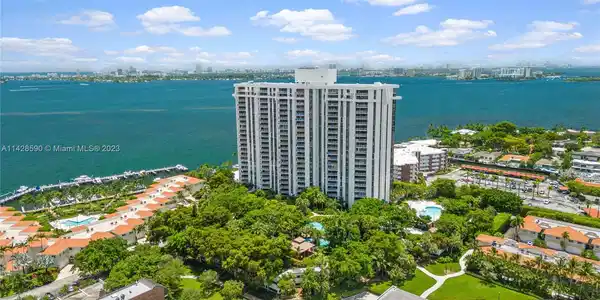 4000 Towerside Ter