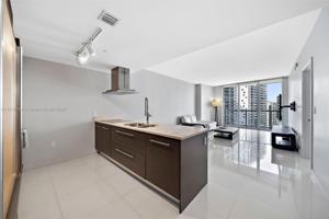 485 Brickell Ave Unit 2406