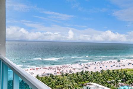 2301 Collins Ave