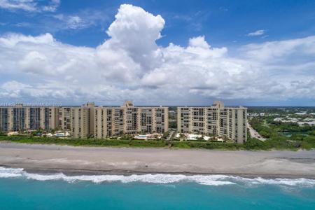 400 Ocean Trail Way