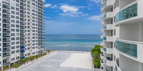 3001 S Ocean Dr
