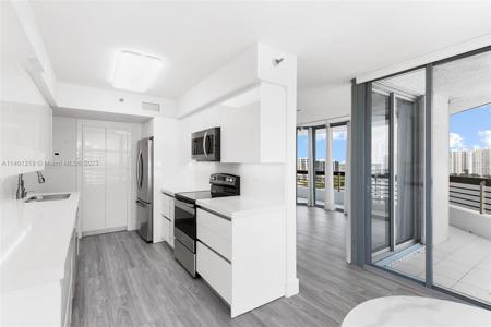 3530 Mystic Pointe Dr Unit 2005