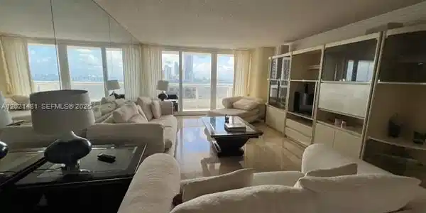 1717 N Bayshore Dr