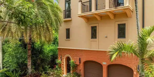 6234 Paradise Point Drive