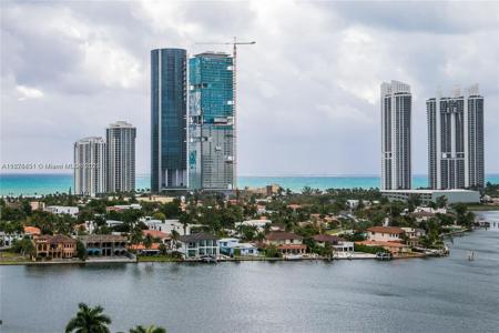 3600 Mystic Pointe Dr Unit 1515