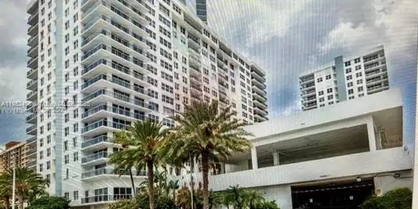 2751 S Ocean Dr