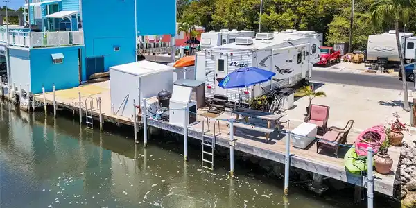 6099 Overseas Hwy 57W