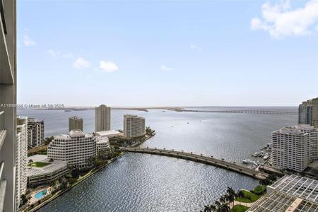 495 Brickell Ave