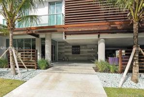 1215 West Ave