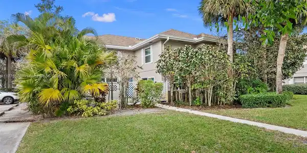 3485 SW Sunset Trace Cir