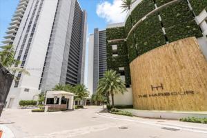 16385 Biscayne Blvd Unit 1202