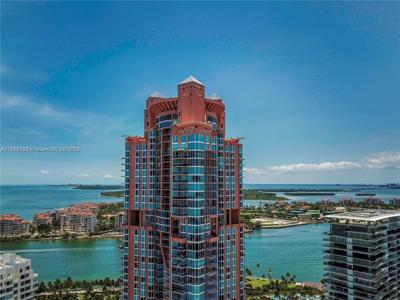 300 S Pointe Dr